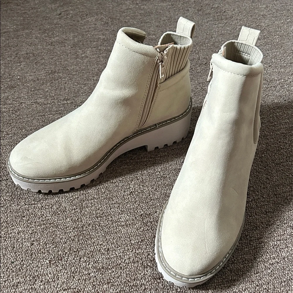 Cream Ankle Boots with Zipper - Picture 1 of 3
